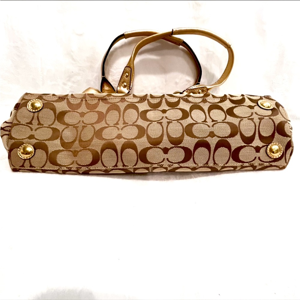 Coach Y2K NWT Penelope Gold Signature Jacquard Shoulder Bag with Wallet - Picture 8 of 16